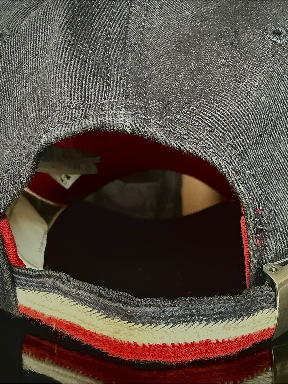 Moncler Navy Cap with Cream Patch and Red Detail - Picture 5 of 6